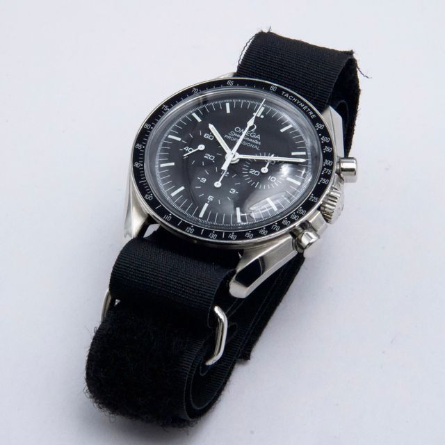 Omega Speedmaster Moonwatch 311.33.42.30.01.001 Image 2